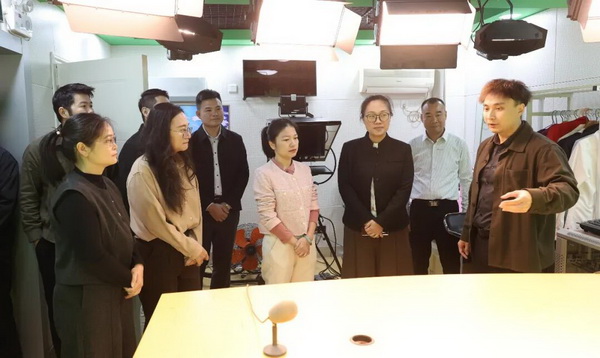 城区委宣传部到陆河县开展调研交流活动(图1)